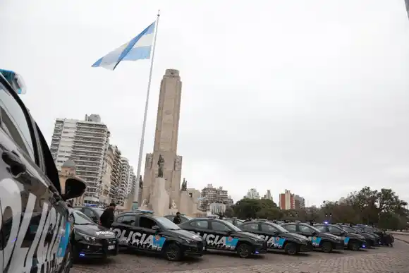 Tres de los nuevos patrulleros presentados protagonizaron un choque en Puerto Norte