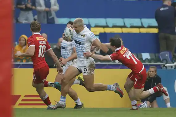 Los Pumas 7 jugaban por los cuartos de final