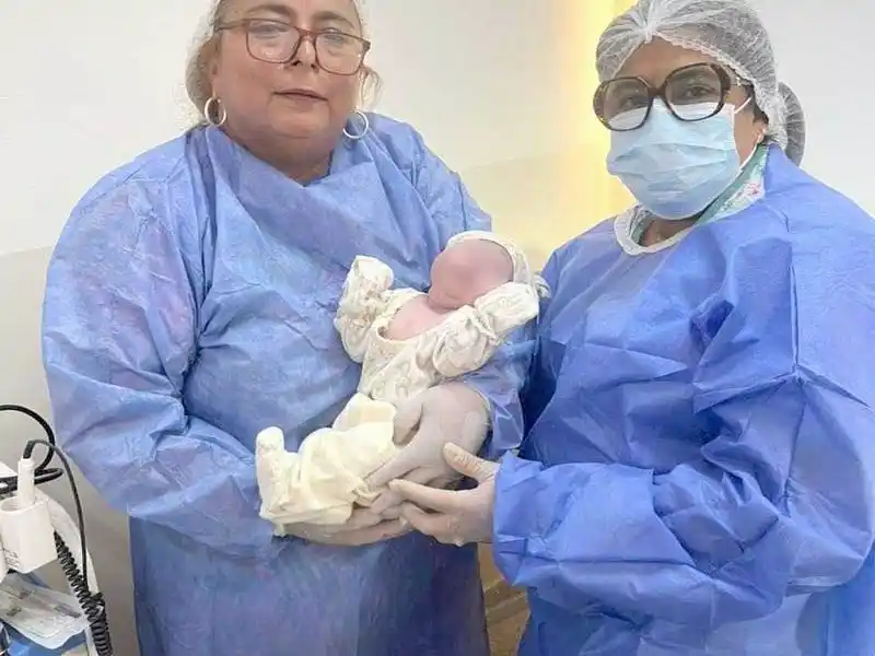 Exitoso parto de urgencia en el Centro de Salud 28 de Junio