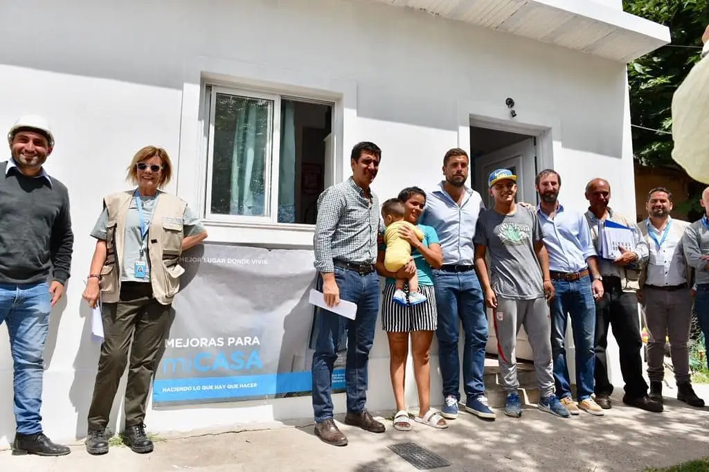 Hurlingham: Lucas Delfino y el secretario de Vivienda recorrieron obras de mejoramientos en Villa Tesei
