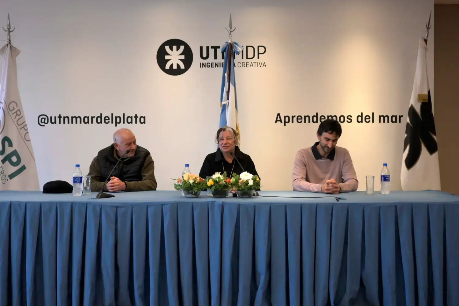 El acto de entrega se realizó en el Aula Magna de la Facultad Regional Mar del Plata de la Universidad Tecnológica Nacional.