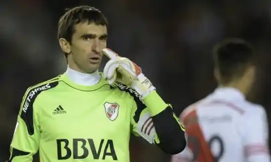 Bomba en River: se cayó el pase de Barovero a México