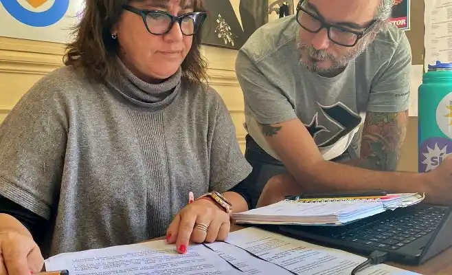 El FdT denuncia "oscura contratación" en Campana: "Le pagamos a alguien que nunca vimos ni sabemos qué hace"