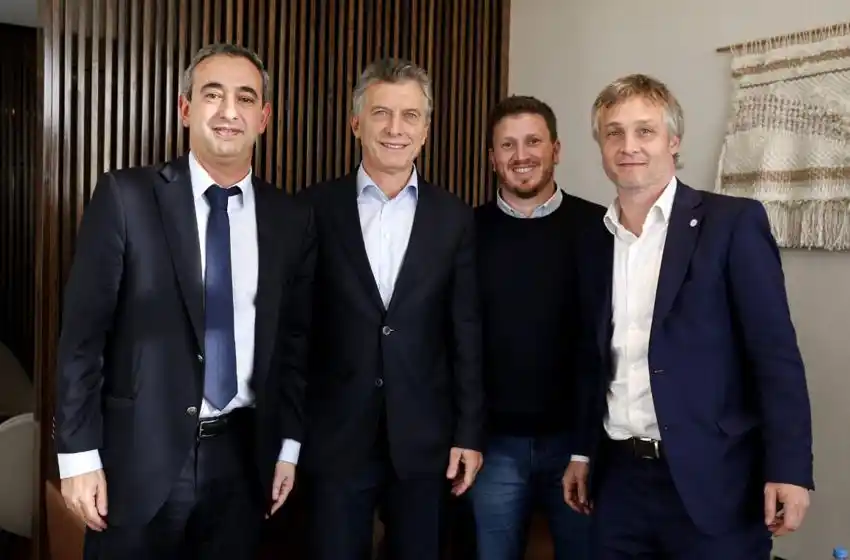 Macri se reunió con Javkin en el aeropuerto antes del acto