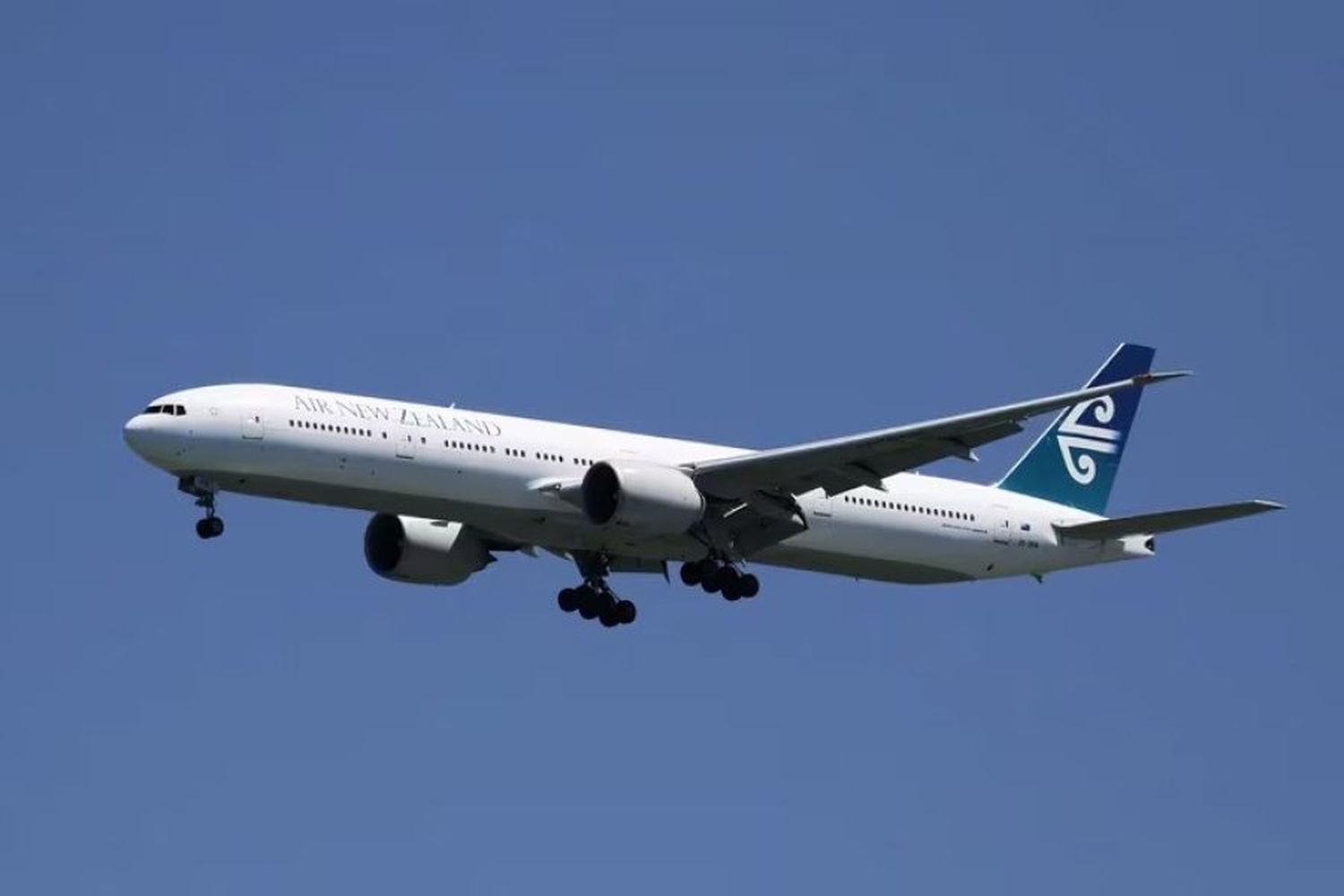 Una aerolínea internacional pesará a los pasajeros antes de subir al avión