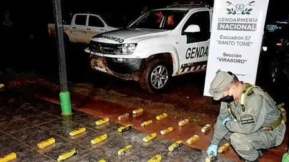 Expolicía con perpetua por un asesinato quedó libre y cayó en Corrientes por narco