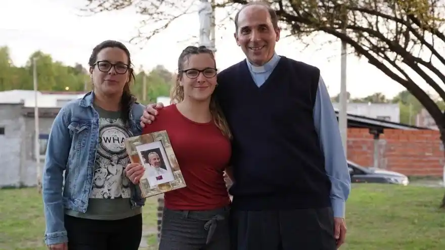 Habló Candela Giardia, la entrerriana del milagro hecho por el papa Juan Pablo I