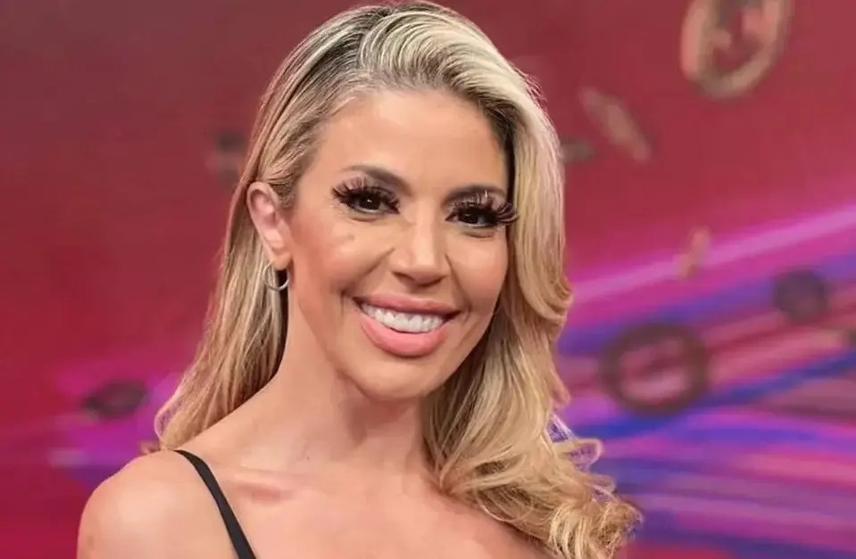 Virginia Gallardo