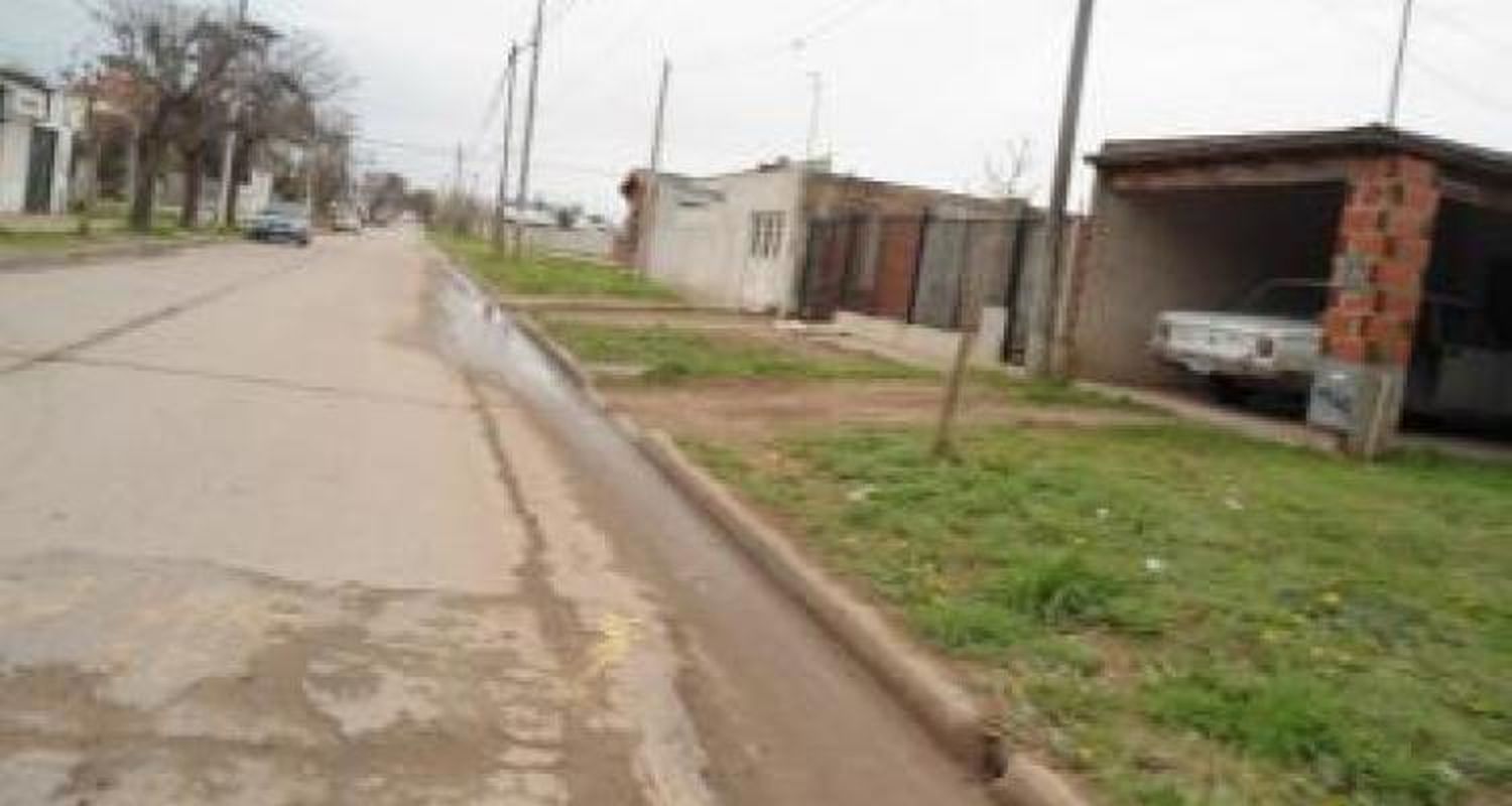 Escrituran en Parque San Martín y aguardan por los 28 dudosos del listado
