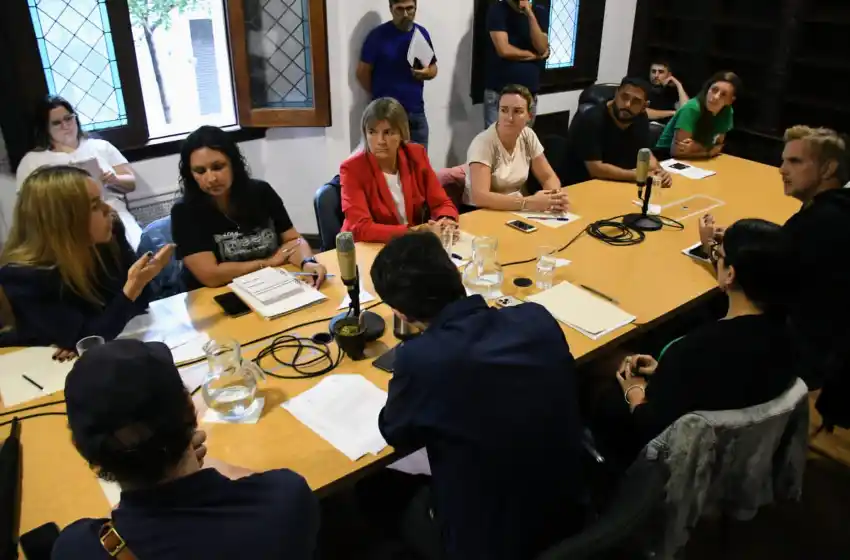 Cadetes fueron al Concejo para pedir medidas de seguridad y la creación de un registro  municipal de trabajadores