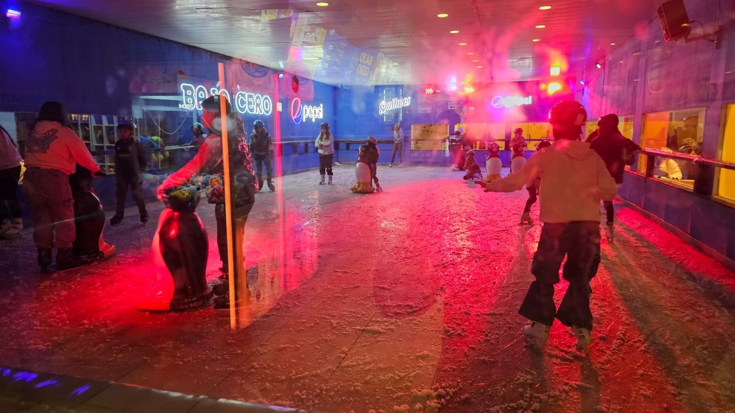 El próximo jueves 26 se podrá patinar gratuitamente y con un fin solidario.