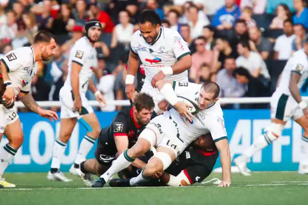 Ajustada caída de Pau, con Ignacio Calles