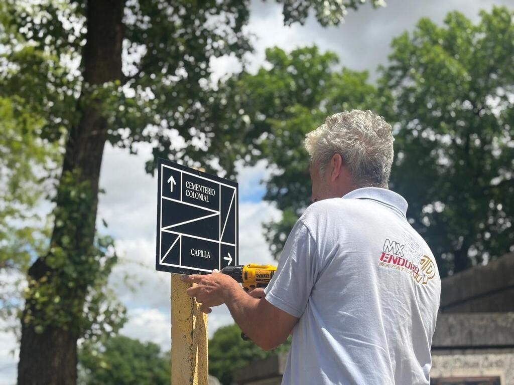 Se colocó nueva cartelería en el Cementerio Municipal
