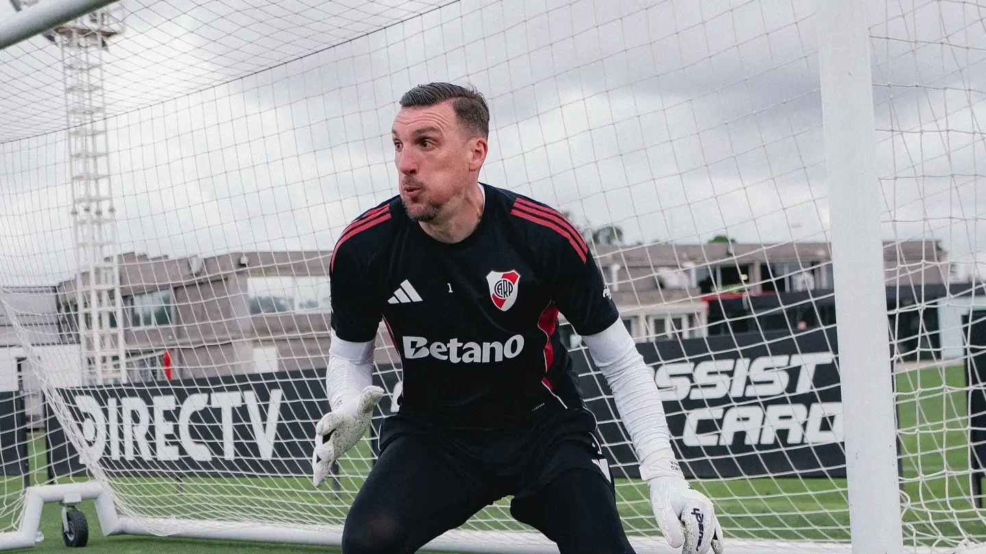 Franco Armani ya se entrena con normalidad.