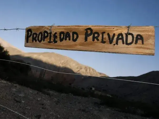 El Gobierno retiró la reforma a la ley de tierras y el Senado debate el proyecto en medio de protestas en Rosario y todo el país