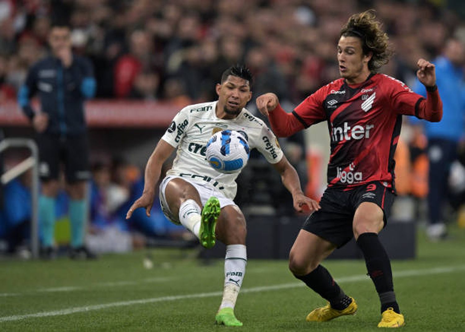 Paranaense sacó ventaja sobre Palmeiras
