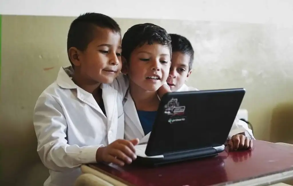 La educación ya no distingue clases sociales