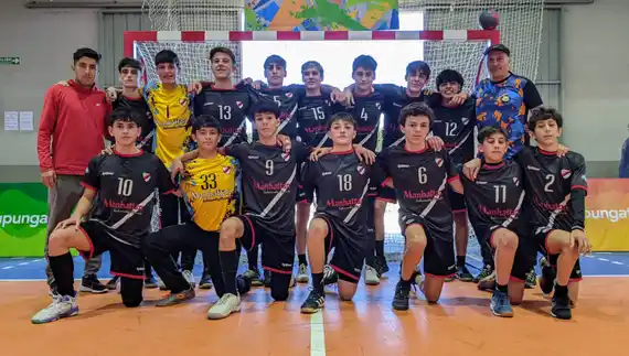 Defensa juega por cuartos de final