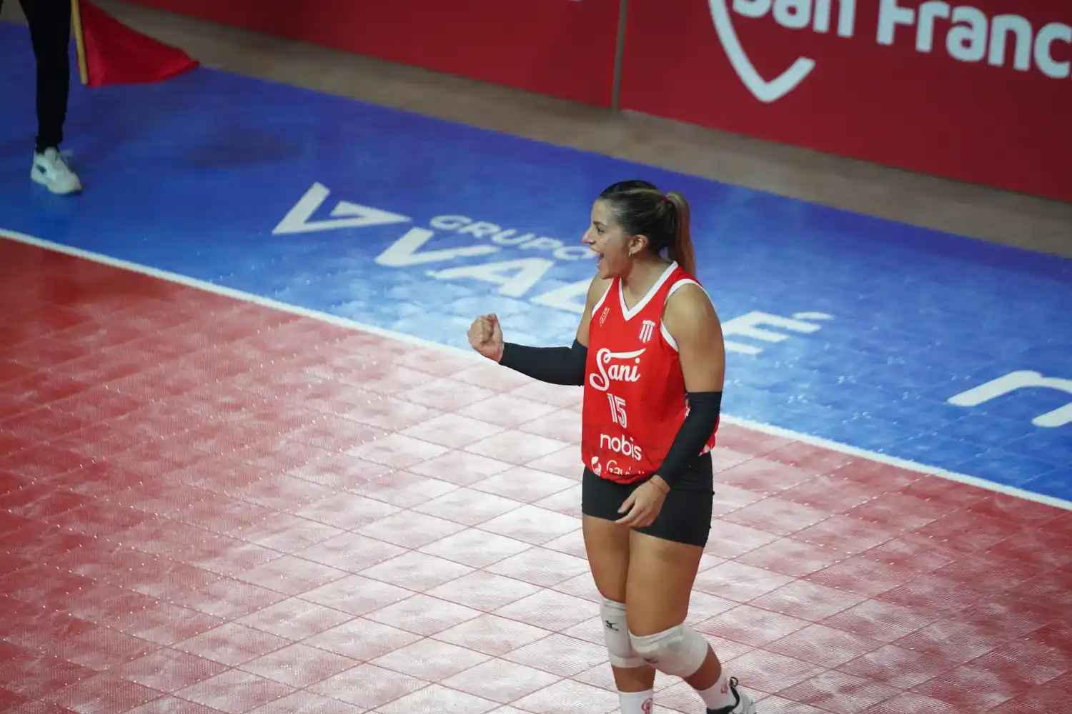 El duelo de equipos cordobeses fue para San Isidro.