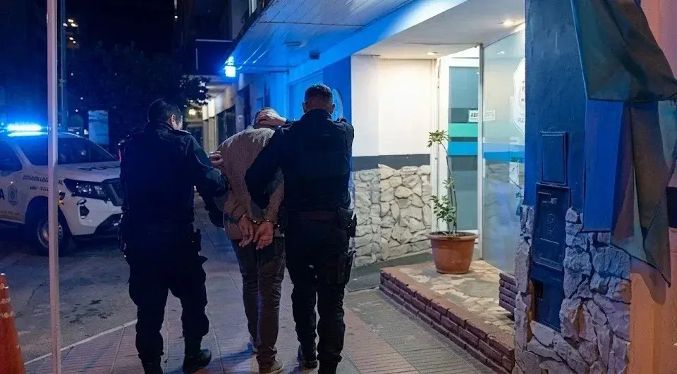 El hombre fue identificado y demorado