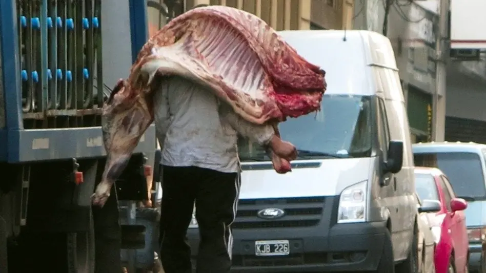 La Secretaría de Agricultura, Ganadería y Pesca implementó un cambio en el troceo de las medias reses bovinas