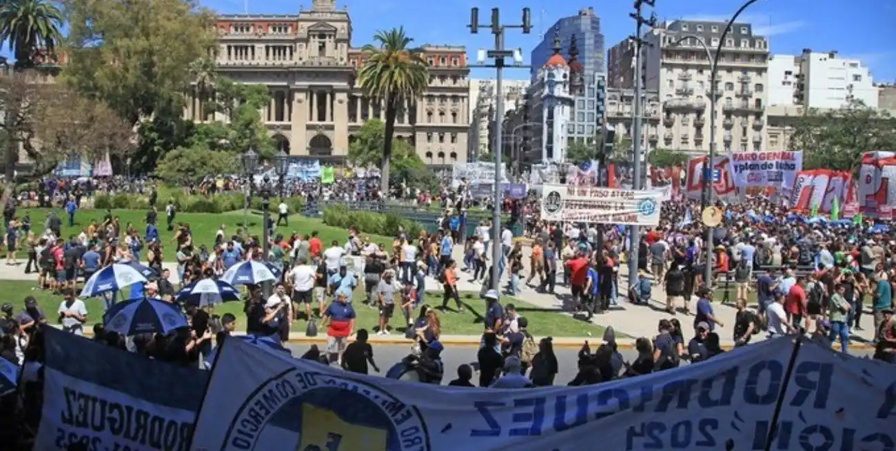 La CGT se manifestó este miércoles contra el DNU del presidente Milei.
