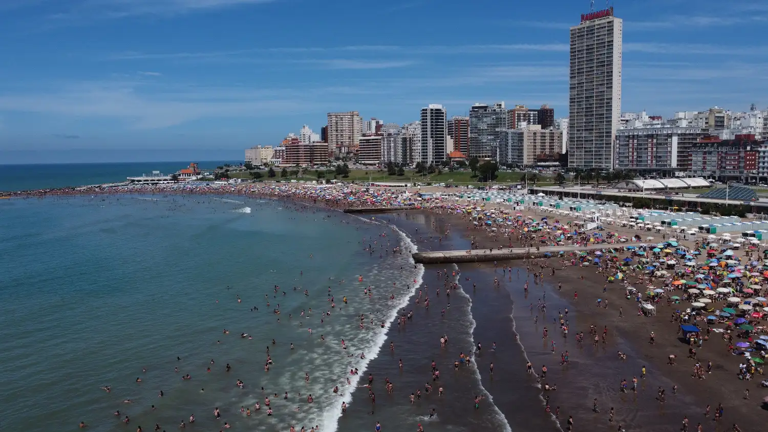 Carnaval impulsa las escapadas: Mar del Plata lidera las búsquedas para el feriado largo