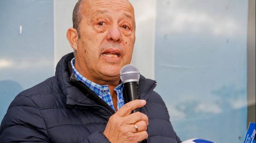 Coronavirus en Mar Chiquita: El intendente dio negativo luego del positivo de su esposa y varios funcionarios
