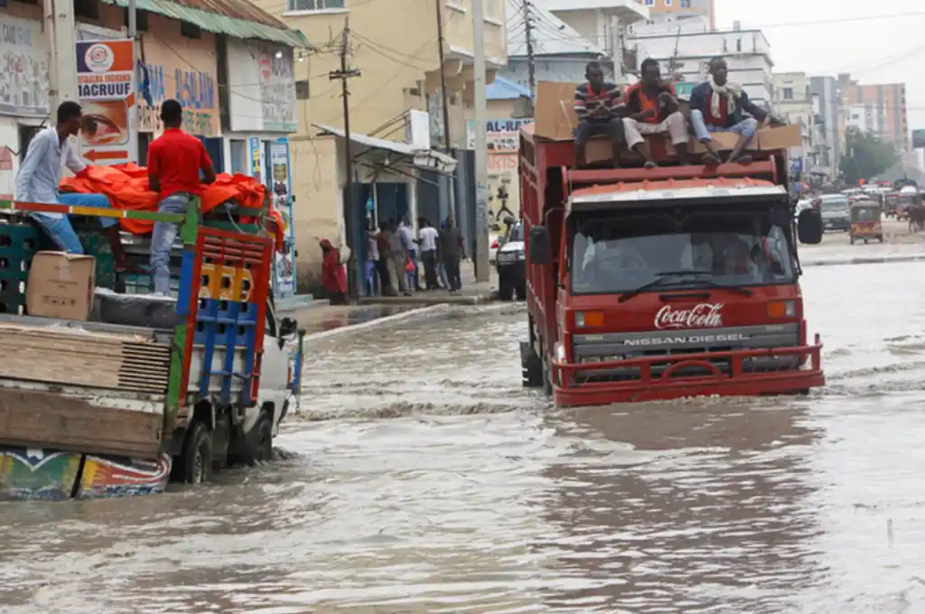 Devastadoras inundaciones provoca el fenómeno climático de El Niño
