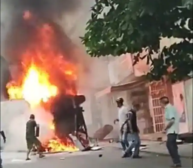 TRAGEDIA EN LA GUAIRA  3 muertos y 9 heridos deja un aparatoso accidente (+Video)