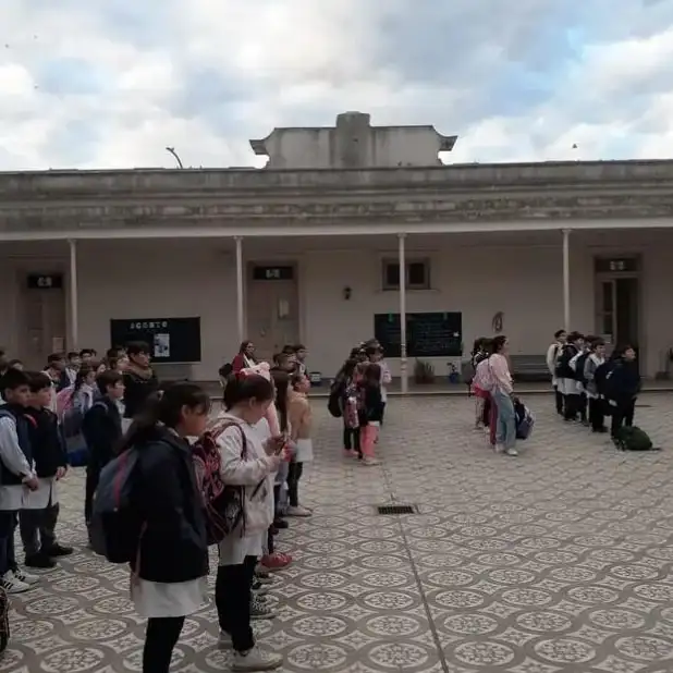 La Escuela Castelli ya implementa la extensión horaria