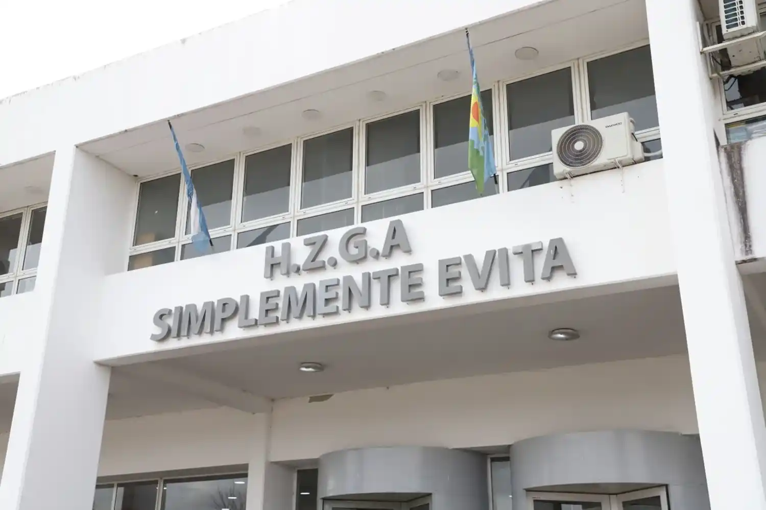 La abuela de la víctima permanece internada en el  Hospital Simplemente Evita.