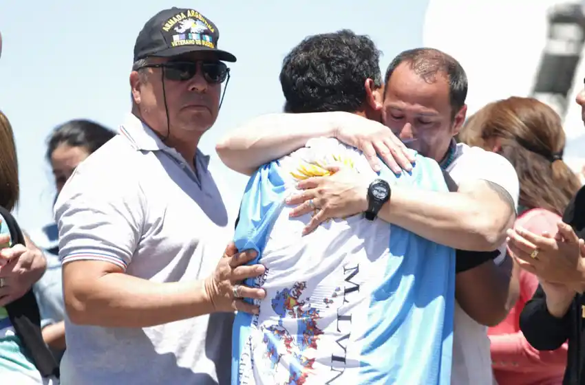 “En la familia naval nos damos apoyo entre todos, tenemos esperanza”