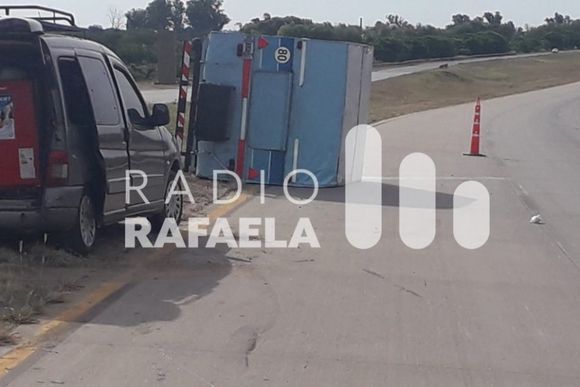 Tarde de miércoles con media calzada obstruida en Ruta Nacional N°19