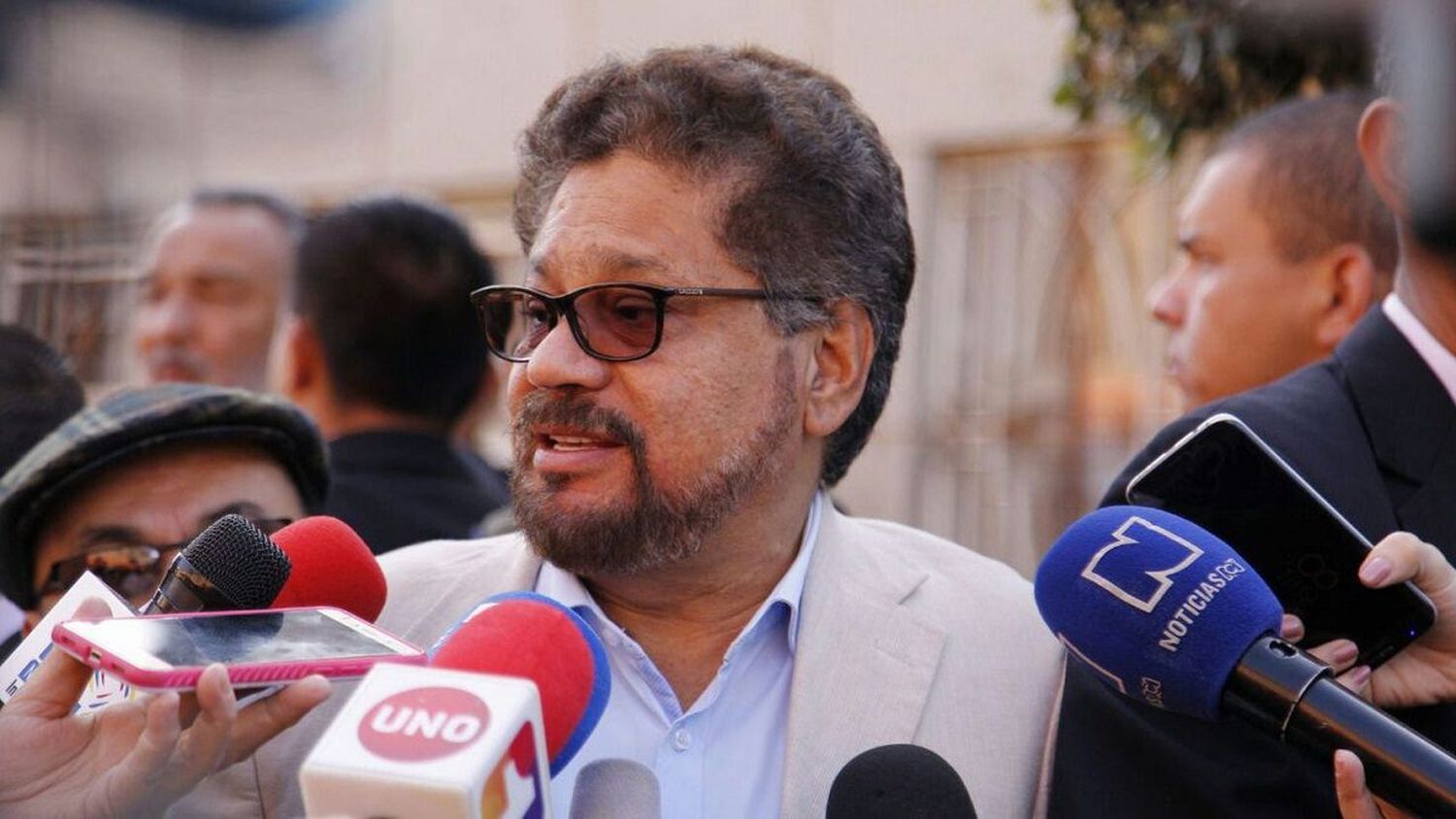 GOBIERNO DE PETRO reinicia conversaciones de paz con las disidencias de las FARC