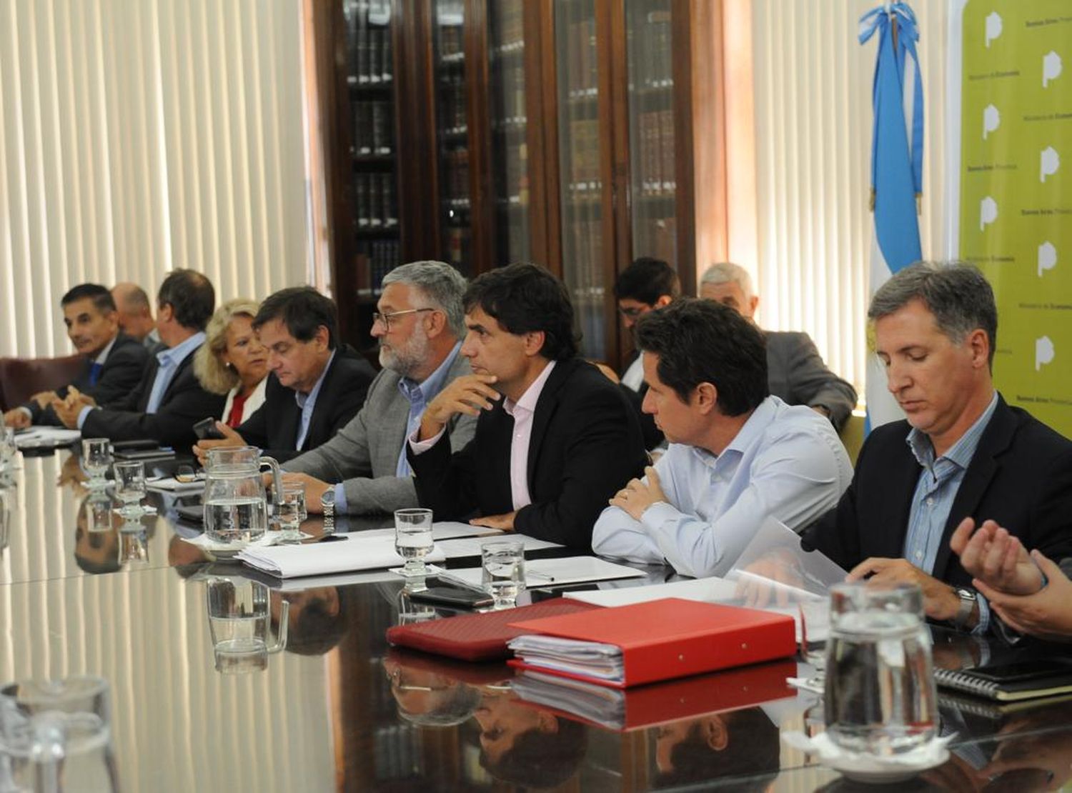 El gobierno bonaerense convocó a los gremios docentes para el miércoles