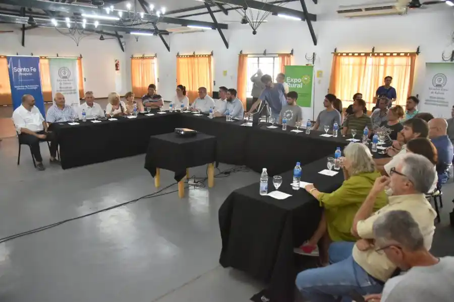 Convenio entre empresas apícolas de nuestra ciudad y de la zona de Piamonte