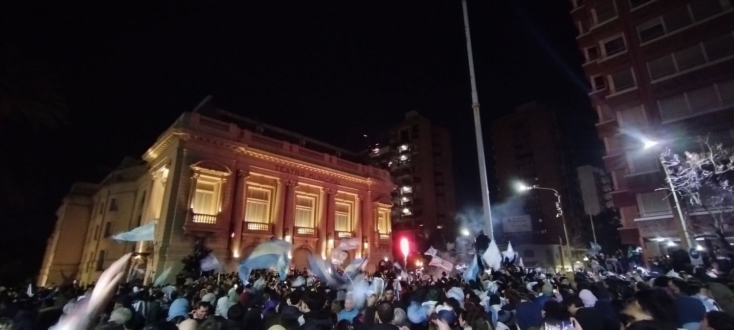 “¿El Toro? Todo nuestro”: Así se festejó la Copa América en Bahía Blanca, la ciudad donde nació Lautaro Martínez