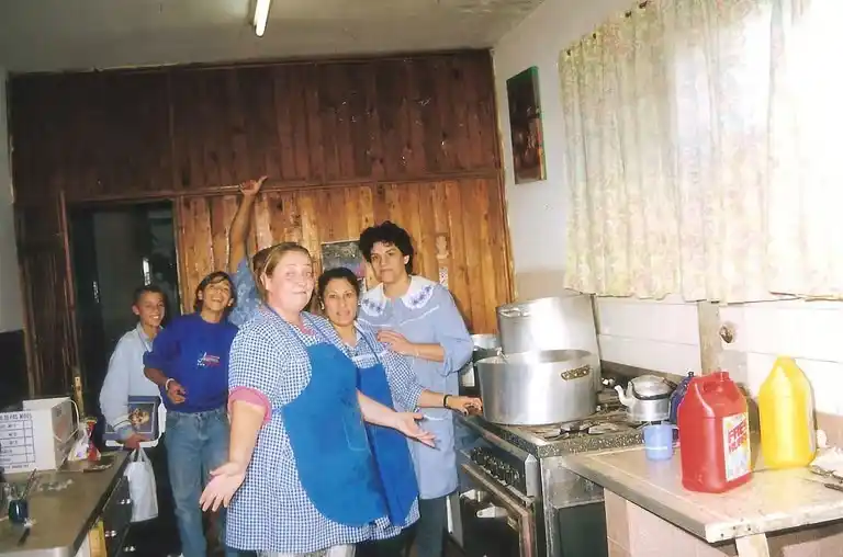 Qué se desayuna y almuerza en una escuela bonaerense