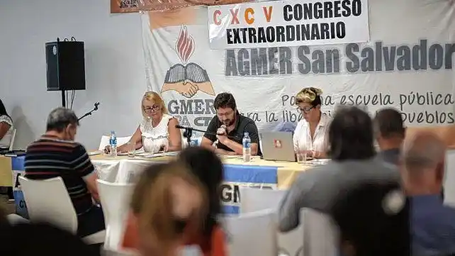 AGMER evalúa ir a un paro