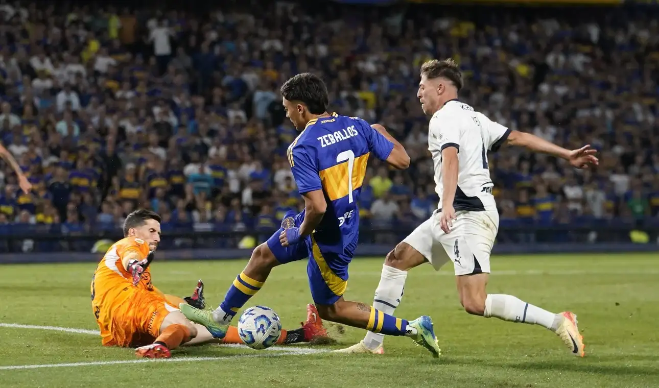 Boca e Independiente despidieron un gris 2024 con un empate sin goles