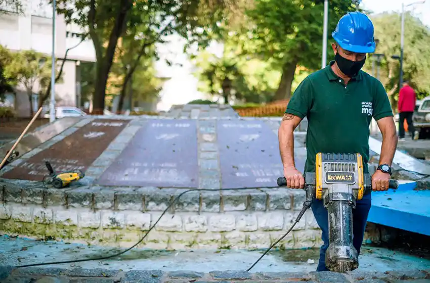 Reparan el Monumento a los Caídos en Malvinas