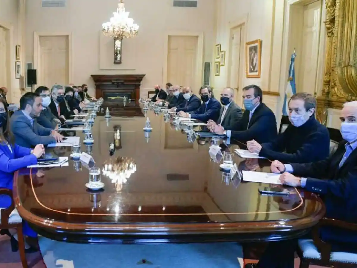 Tras los cruces, el Gabinete se reúne en medio de la interna del Frente de Todos