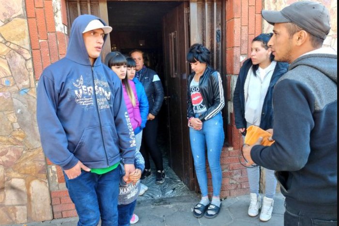 amiliares de la beba baleada en barrio Tablada aseguran que 