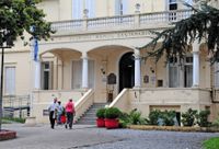 Dieron negativo las tres muestras del viernes y estudiarán a una mujer de 55 años