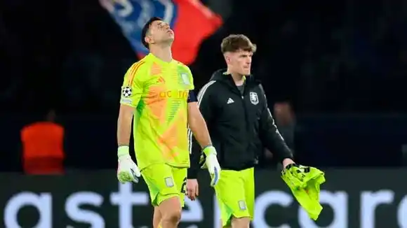 Champions League: el Aston Villa del Dibu Martínez cayó ante el PSG y ahora deberá ir por la épica en la revancha