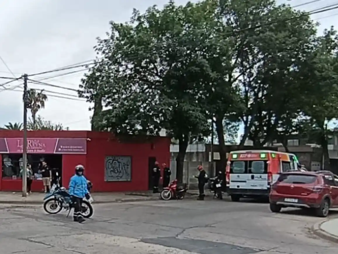 Operativo preventivo en la esquina de Balcarce y Colón.