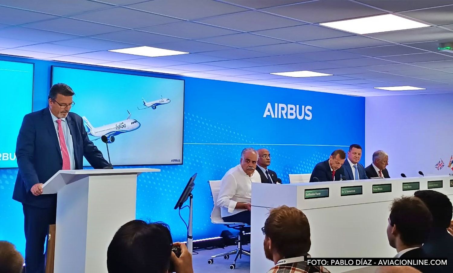 IndiGo seals record-breaking deal for 500 Airbus A320 Family aircraft at Paris Air Show