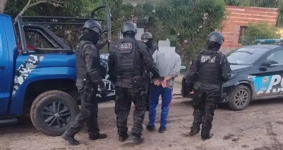 Cinco detenidos y secuestro de armas tras más de 10 allanamientos en el norte santafesino