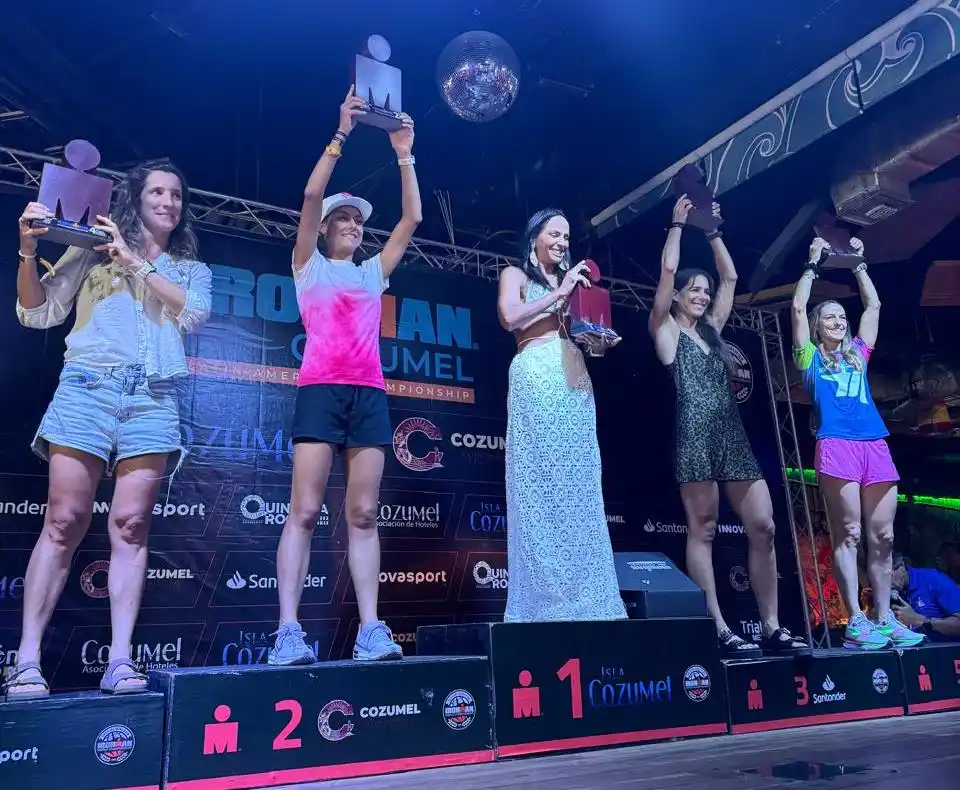 Lucía Dibbern finalizó novena en Cozumel y clasificó al mundial de triatlón